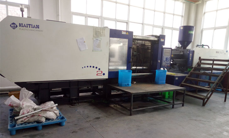 車(chē)間設(shè)備展示——注塑機(jī)1